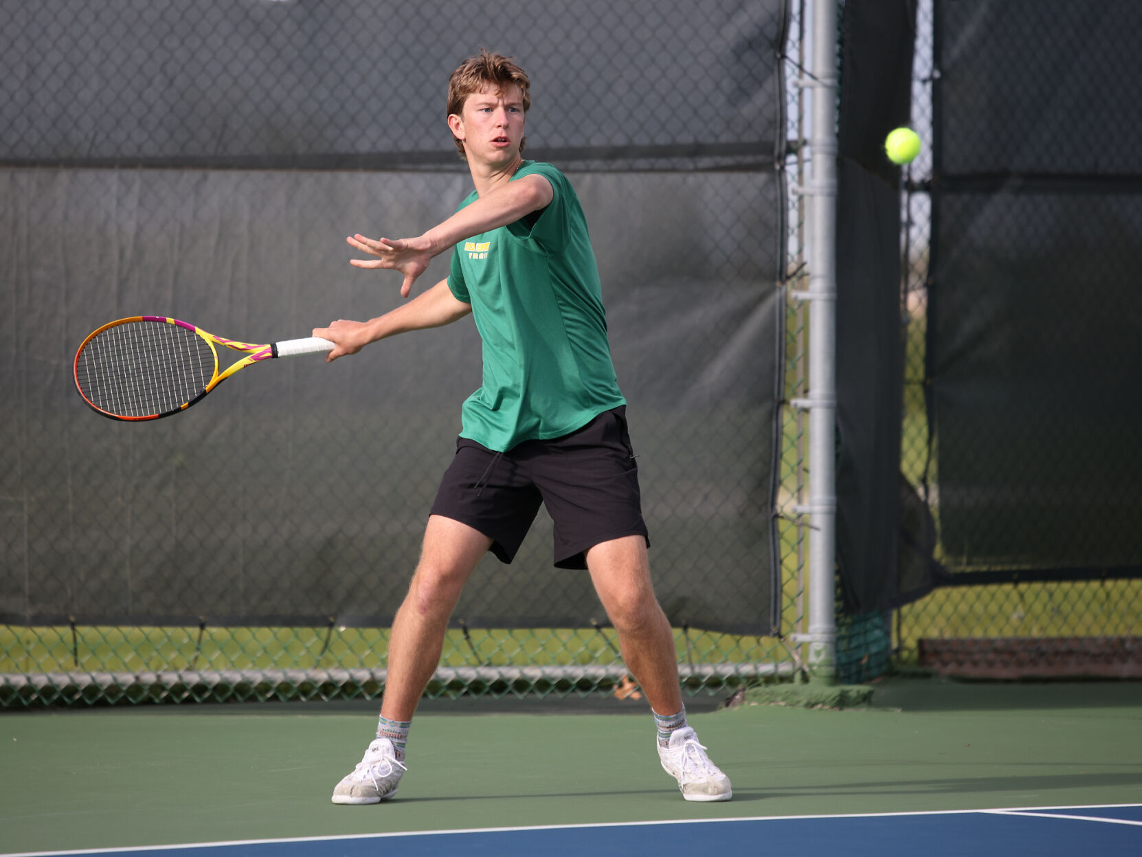 Will Forsyth returns a serve